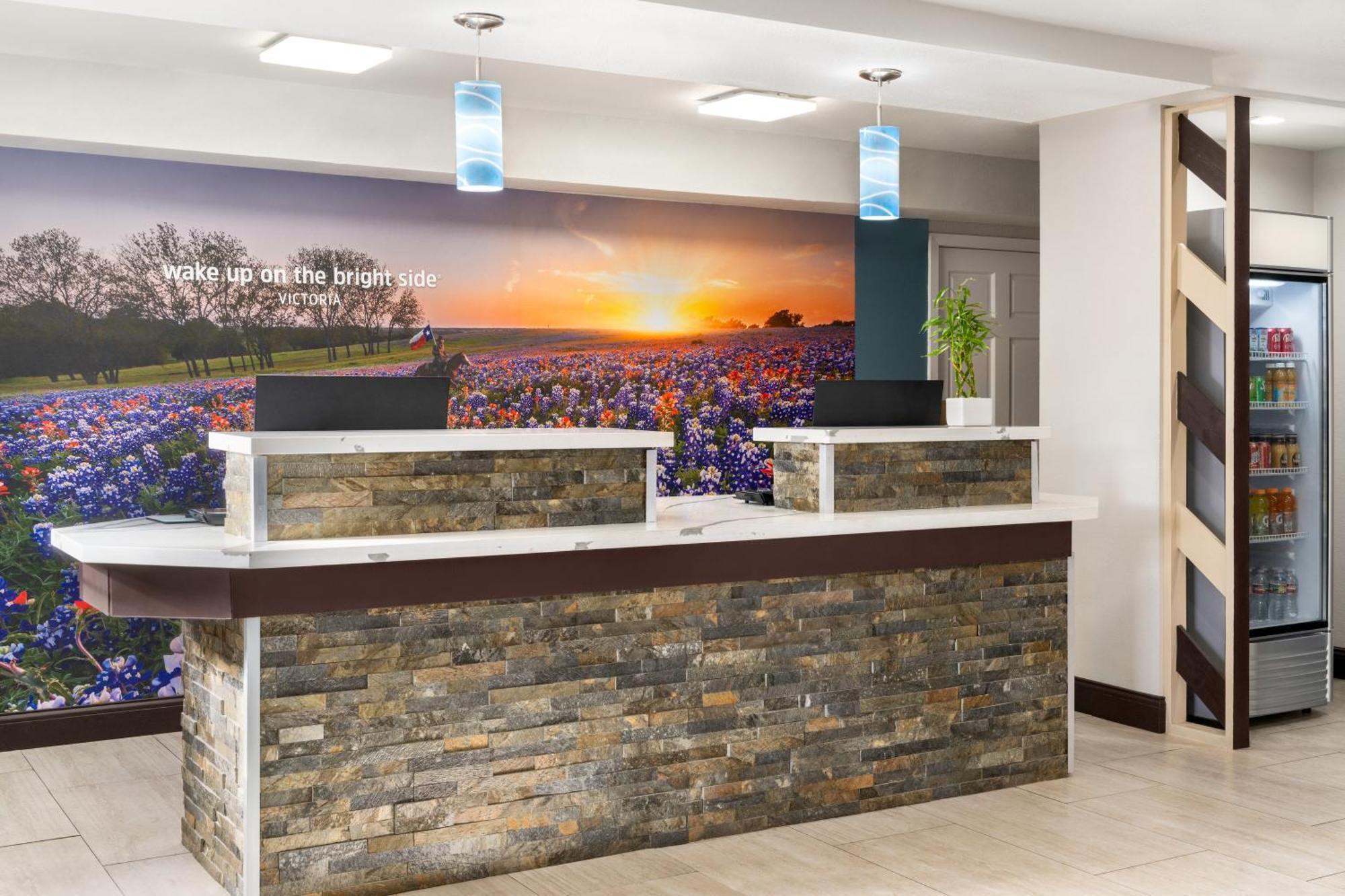 La Quinta Inn By Wyndham Виктория Экстерьер фото