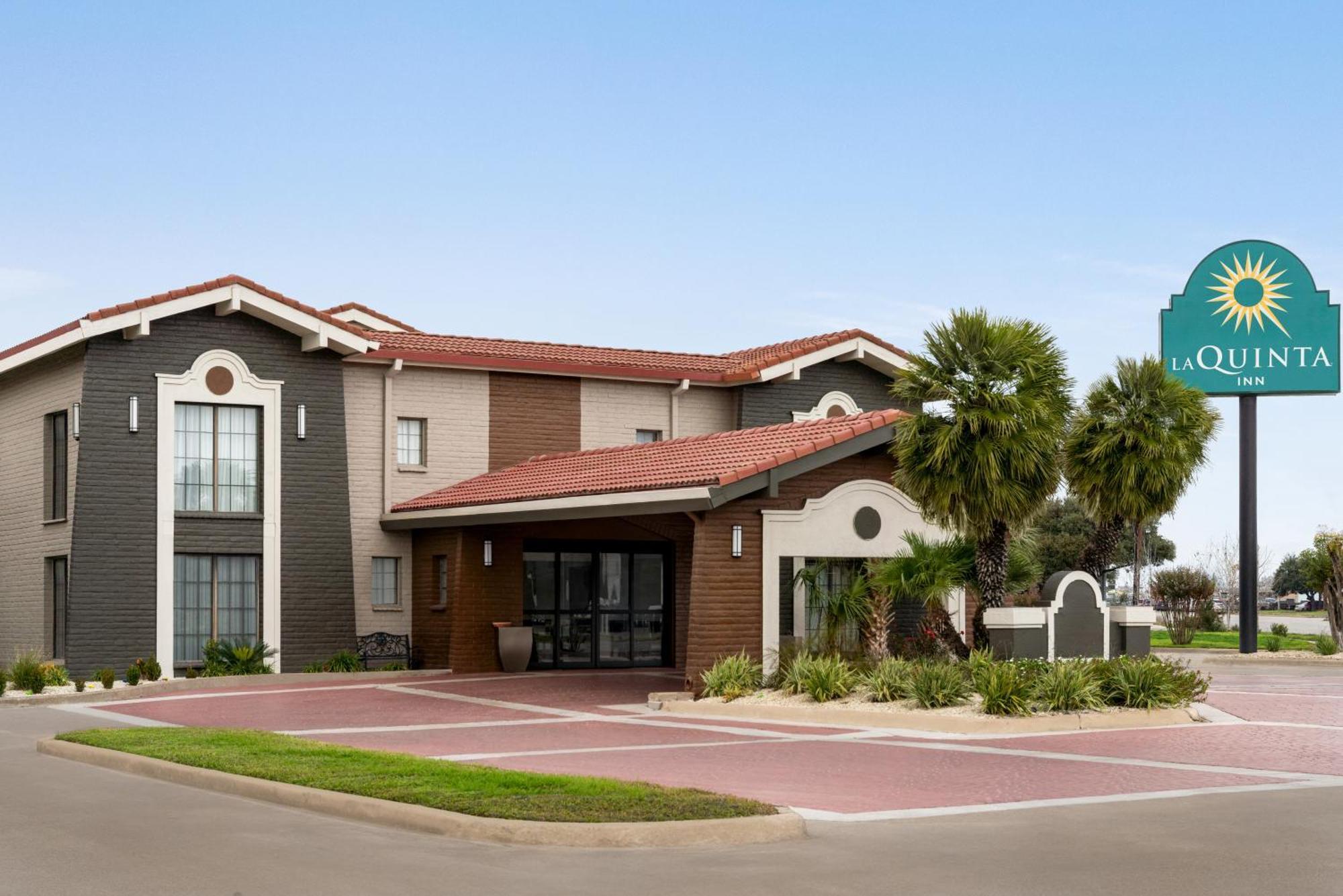 La Quinta Inn By Wyndham Виктория Экстерьер фото