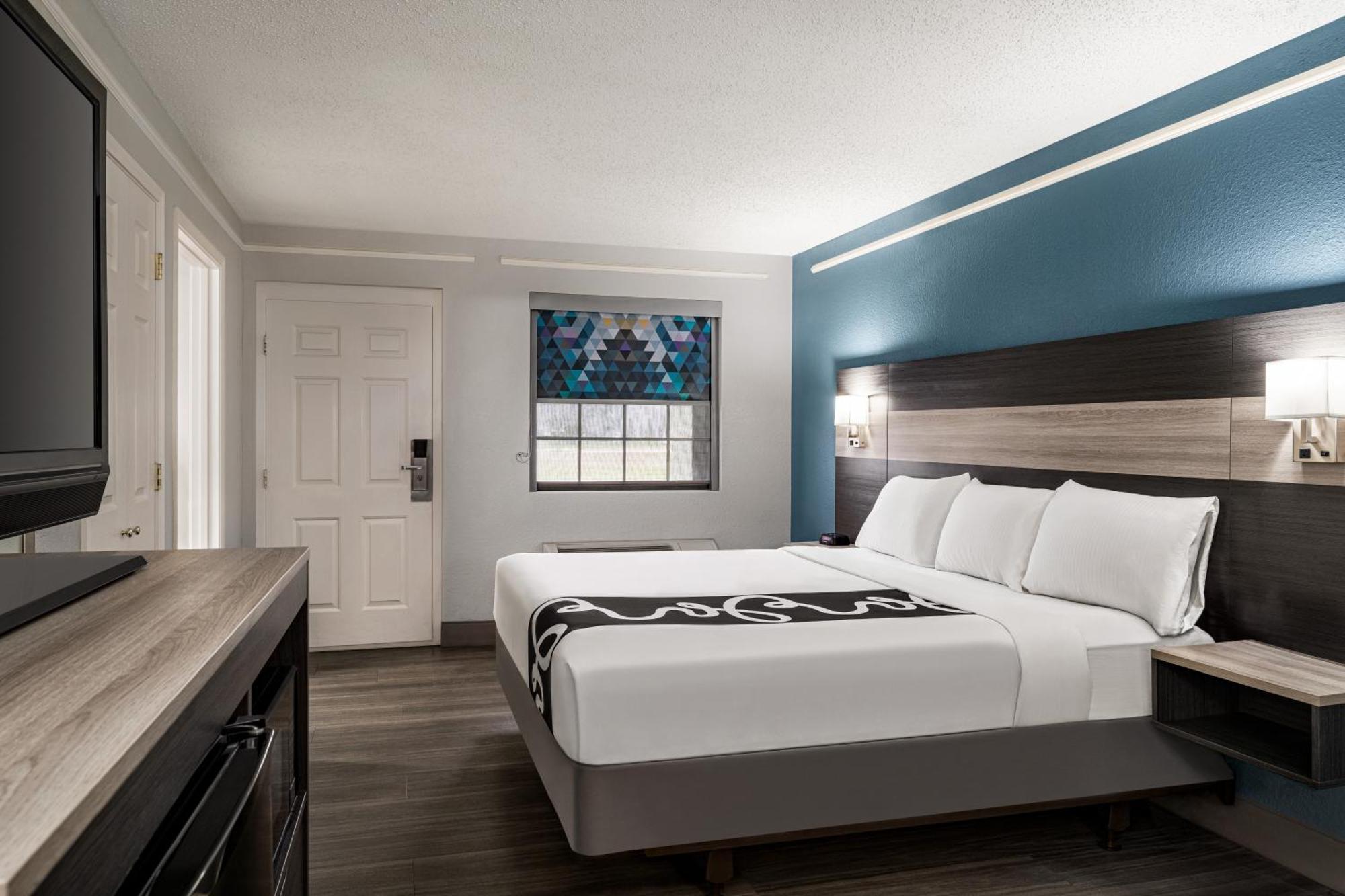 La Quinta Inn By Wyndham Виктория Экстерьер фото
